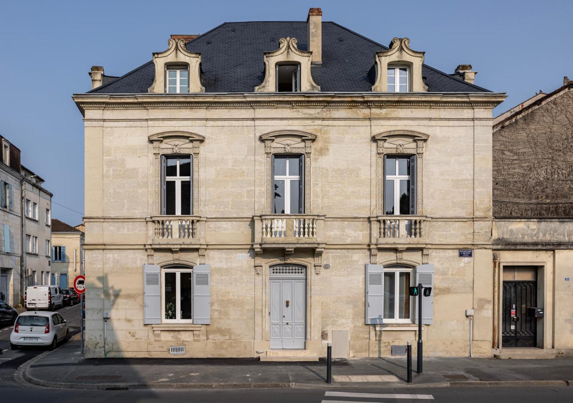 Appartement De Prestige Emeraude 60M2 Perigueux Bagian luar foto